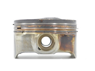 Píst 234102G501, 234102G511 KIA Optima pro benzínový motor 2.4 G4KJ