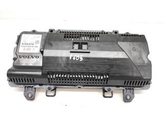 Přístrojová deska  Polestar 2 2023 32374575, 0263758331  