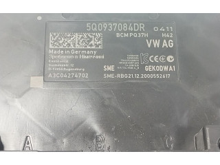 Блок управления 5Q0937084DQ, 5Q0937084DR   Skoda Karoq