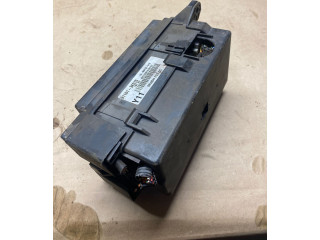 Блок предохранителей 911613E010, 1006A12015 KIA Sorento