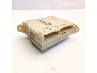 Блок предохранителей 8273030322, 91460W Lexus GS 300 350 430 450H