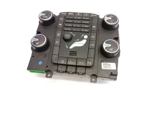 Блок управления климат-контролем 30795271, M4482100057   Volvo V60