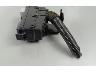 Блок предохранителей    Honda HR-V    