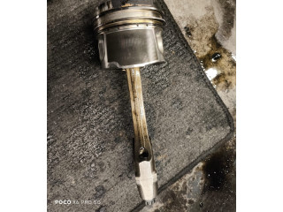 Píst 02647, 02646   Toyota RAV 4 (XA30)     