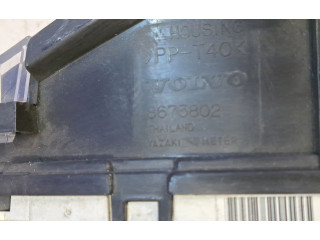 Панель приборов 30682287, 8602886   Volvo V70       