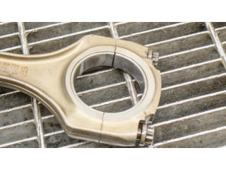 Píst 7838623, 7840918 BMW 5 E60 E61 pro benzínový motor 5.0 S85 B50 A