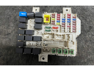 Блок предохранителей  8565A174   Mitsubishi Colt    