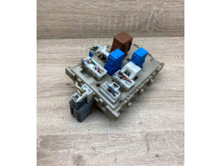 Pojistková skříňka 243505M300 Nissan Almera N16 2000