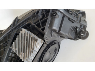 Передняя фара