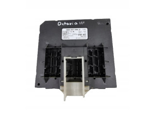 Блок комфорта 5Q0937086S Skoda Octavia Mk3 (5E)