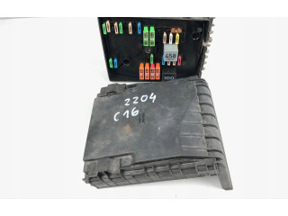 Блок предохранителей  1K0937125A   Volkswagen Touran I    