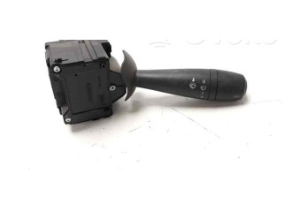 Ручка стеклоочистителей 681728631R   Dacia Dokker