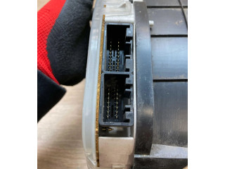 Přístrojová deska Mazda Premacy 2000 CB16C