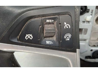 Volant Opel Zafira C 2015 13351029, CONMANDOS