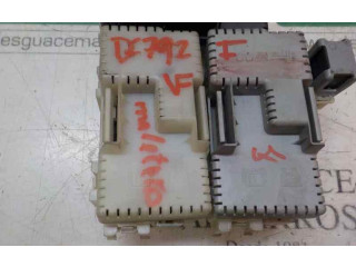 Pojistková skříňka Řídící jednotka BSM Ford S-MAX 2007