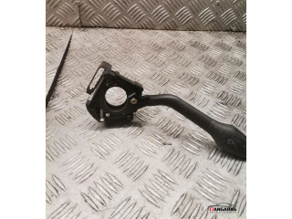 Ручка стеклоочистителей    Volkswagen PASSAT B4