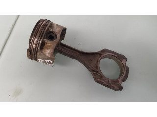 Píst 11247843237, 11257613626 BMW 7 F01 F02 F03 F04 pro benzínový motor 5.0 N63B44A