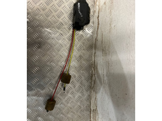 Zámek zadních dveří A211740, A2117400235 Mercedes-Benz E W211 2004