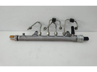 Vstřikovací lišta 03L130089B Volkswagen Caddy