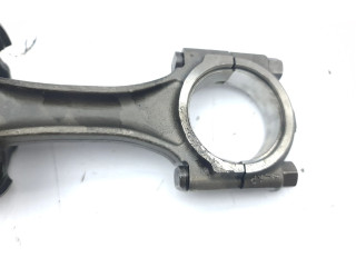  Поршень с шатуном    Peugeot 5008  