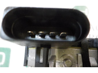 Рулевая рейка  Двигатель стеклоочистителей 9815497780   Peugeot 2008 I 2013 - 2019 года