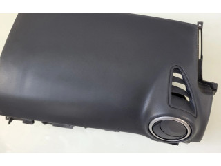 Подушка безопасности пассажира Mazda 3 I