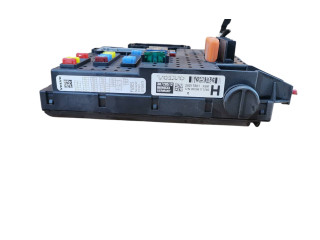 Блок предохранителей 30728512, 06W033 Volvo XC90