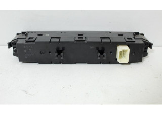 Дисплей 8612052620 Toyota Urban Cruiser (XP110)