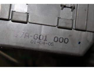   Pojistková skříňka    Honda Stream 2001