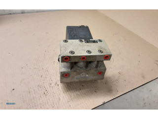 Блок управления АБС    Volvo 940