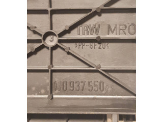 Блок предохранителей 1J0937550AA   Audi A3 S3 8L    