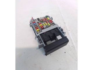 Pojistková skříňka 13222786 Opel Zafira C 2014