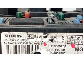 Блок предохранителей S118085200L   Citroen C2    