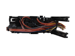 Блок предохранителей 30659288 Volvo S60