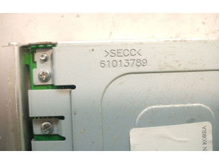 Радио/ проигрыватель CD/DVD / навигация 61013789, 61013789 KIA Sorento