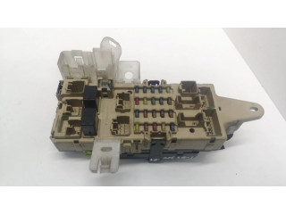 Блок предохранителей 8922630030   Lexus GS 300 400 430    