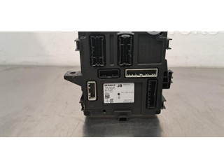 Блок комфорта 284B15713R   Renault Clio V   