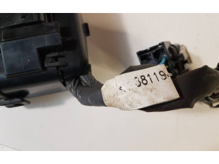 Блок предохранителей  3811910020, 1567003280   Subaru Tribeca    