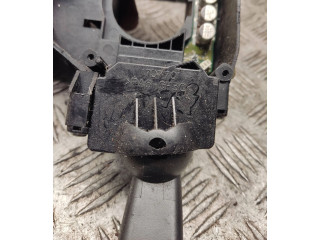 Ручка стеклоочистителей 17D770   Volvo V50