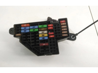 Блок предохранителей     Skoda Octavia Mk2 (1Z)    