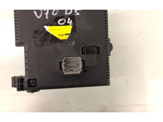 Блок предохранителей 8676391, 8676391 Volvo XC90