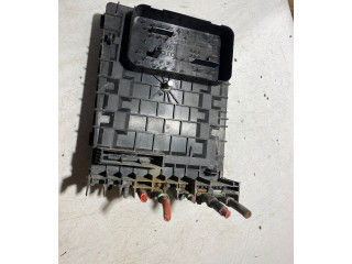 Блок предохранителей 1K0937125 Volkswagen Jetta V