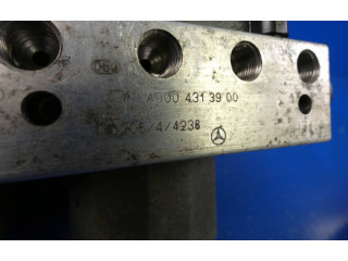 Jednotka ABS A0004313900 Mercedes-Benz GLA W156 2017