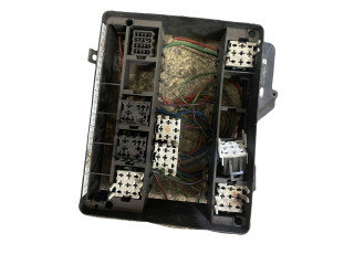 Pojistková skříňka 1378900 BMW 5 E34 1995