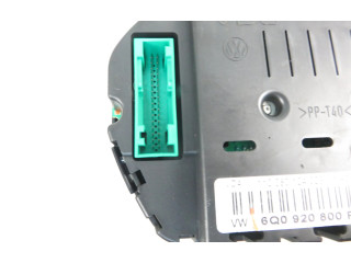 Přístrojová deska  Volkswagen Polo IV 9N3 2002 6Q0920800P  