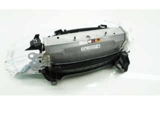 Подушка безопасности для колен Lexus LBX