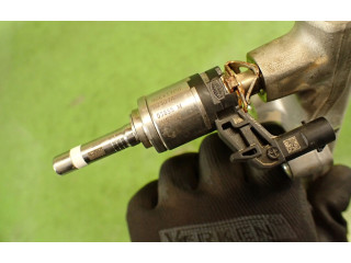 Топливная рампа Skoda Octavia Mk4