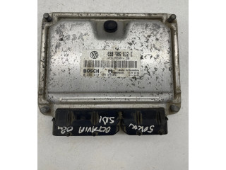 Блок управления двигателя 038906012E, 28SA4833 Skoda Octavia Mk1 (1U)