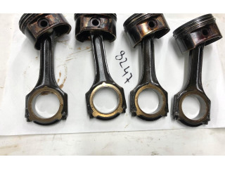 Píst Mercedes-Benz C W203