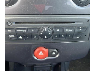 Блок управления климат-контролем    Renault Clio III